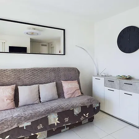Apartment Climatise 2 Pieces + Avec Parking Au Coeur De Marseillan-plage - Fr-1-326-847 *